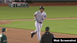 José Abreu conectó su 14to cuadrangular en el primer juego de la serie de tres contra los Atléticos de Oakland.