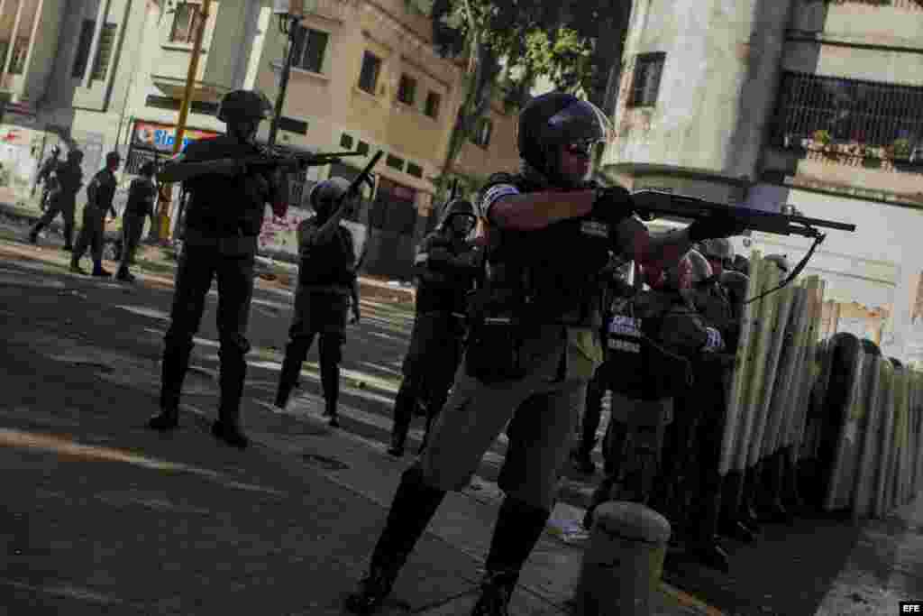 Opositores venezolanos llaman a asumir las protestas en la calle como un deber.