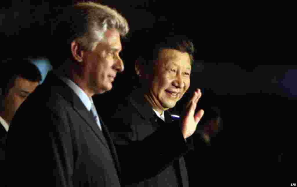 Xi Jinping llega a La Habana. 