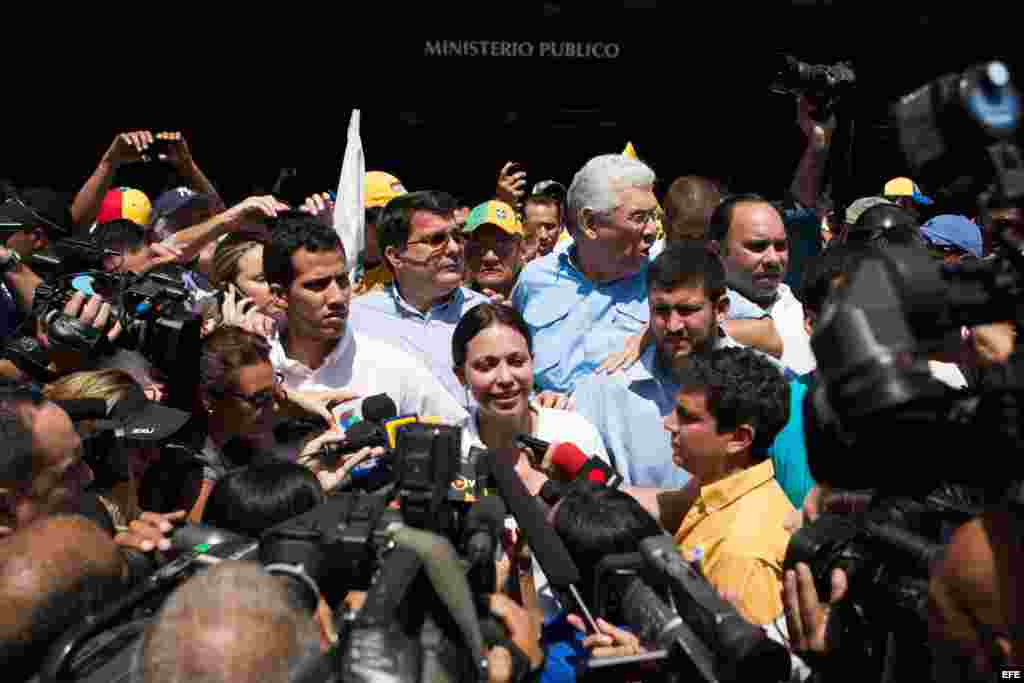 Marcha opositora en Caracas febrero 12.